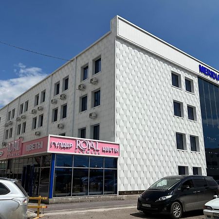 Meridian Karagandy エクステリア 写真